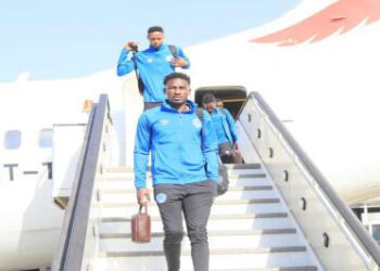 استقبال رسمي وشعبي للهلال السوداني بمطار القاهرة الدولي