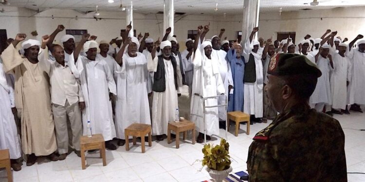 لدى مخاطبته لجنةالمستنفرين بمروي البرهان يُحيى تضحيات الفرقة(19)مشاة بمروي