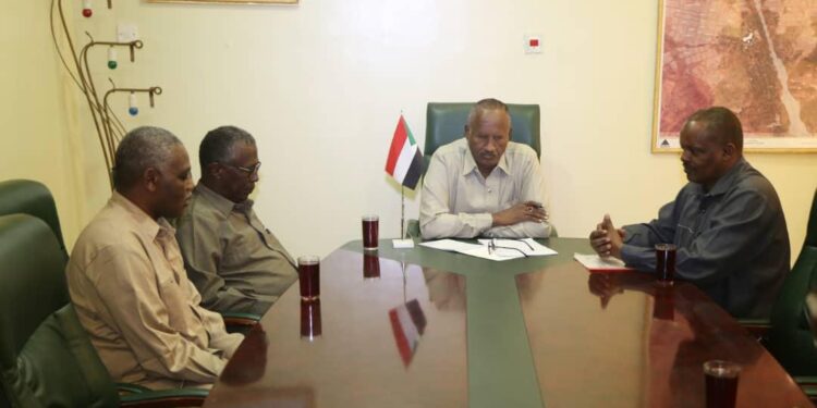 والي كسلا يؤكد دعمه لاسر شهداء معركة الكرامة