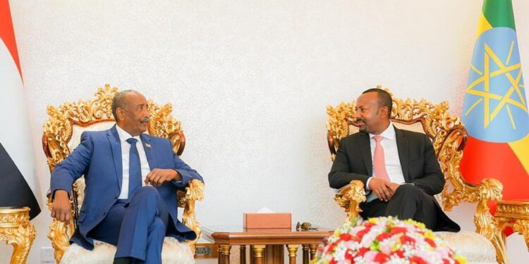 رئيس مجلس السيادة السوداني يصل إثيوبيا