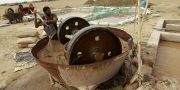 تدشين بطاقات للمعدنيين الأهليين بالشمالية مايو المقبل