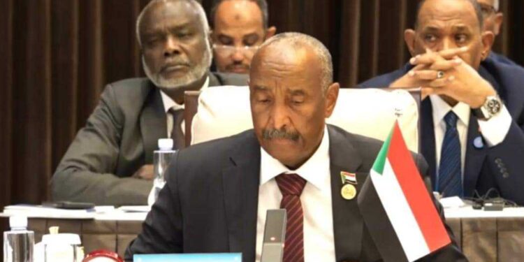 البرهان:  مليشيا الدعم السريع مهدد للأمن والسلم المحلي والإقليمي ويجب تصنيفها كمجموعة إرهابية