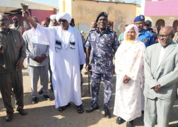 والى القضارف يدشن أسطول مركبات الشرطة والمخابرات العامه لترحيل طلاب الشهادة السودانية