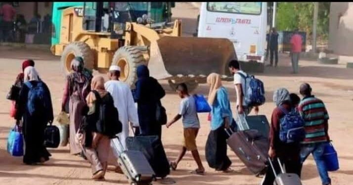 ترحيل “1835” أسرة لمحلية جنوب الجزيرة من المناقل