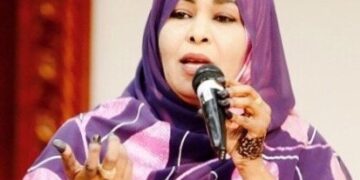 قصيدة جديدة  للشاعرة السودانية .. روضة الحاج : لماذا تُرى تكرهونَ البلادْ؟
