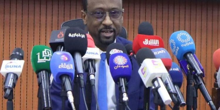 تكليف اللواء (م) عبدالرحمن عبدالحميد والياً للشمالية بدلا عن الوالي عابدين