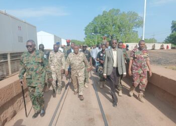 وزير الري يؤكد توفر الري لمحاصيل العروتين الصيفية والشتوية بمشروع الجزيرة