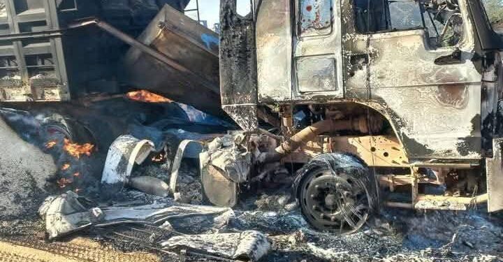 الإعدام شنقا حتى الموت على متعاون مع القوات المتمردة