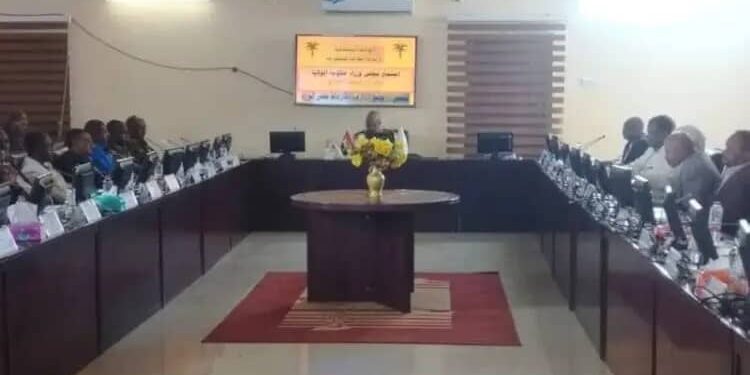 مجلس وزراء الشمالية يوصي بدحض الشائعات التي تطلقها المليشيا المتمردة لزعزعة أمن وإستقرار الولاية