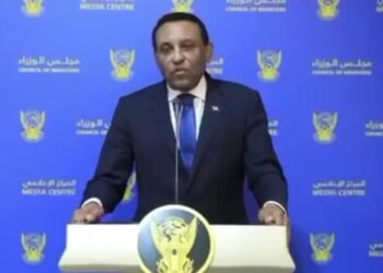 كامل إدريس :  أريد  أن أكون خادما يحكمه الشعب