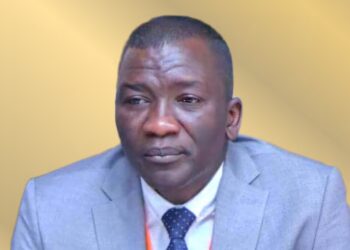 تمبور يرحب يتعين كامل إدريس رئيسا لمجلس الوزراء