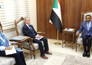 رئيس الوزراء يطلع على برامج المجلس الأعلى للحج والعمرة وتقرير موسم الحج 1446