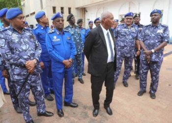 والي الخرطوم يدشن عودة النشاط التجاري بشارع الحرية الخرطوم ويعلن إعفاء التجار من الرسوم الحكومية