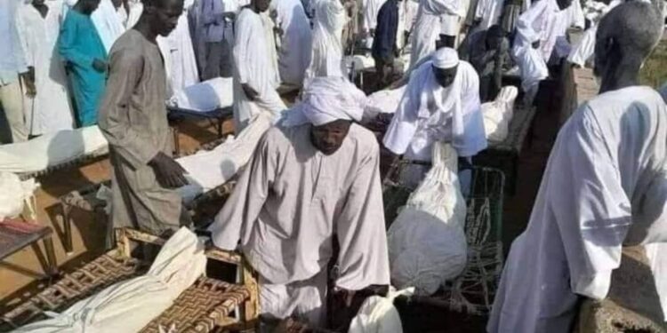 الطوف المشترك لمحلية أمدرمان يقوم بحملة إزالة واسعة للمخالفات