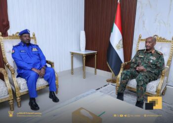 رئيس مجلس السيادة يلتقي مدير عام قوات الشرطة