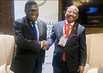 وزير العدل اليوغندي: بلادي لن تكون ملاذاً للمتمردين السودانيين وانا معجب بشجاعة وإنتصارات الجيش السوداني علي المليشيا وطردها من الخرطوم